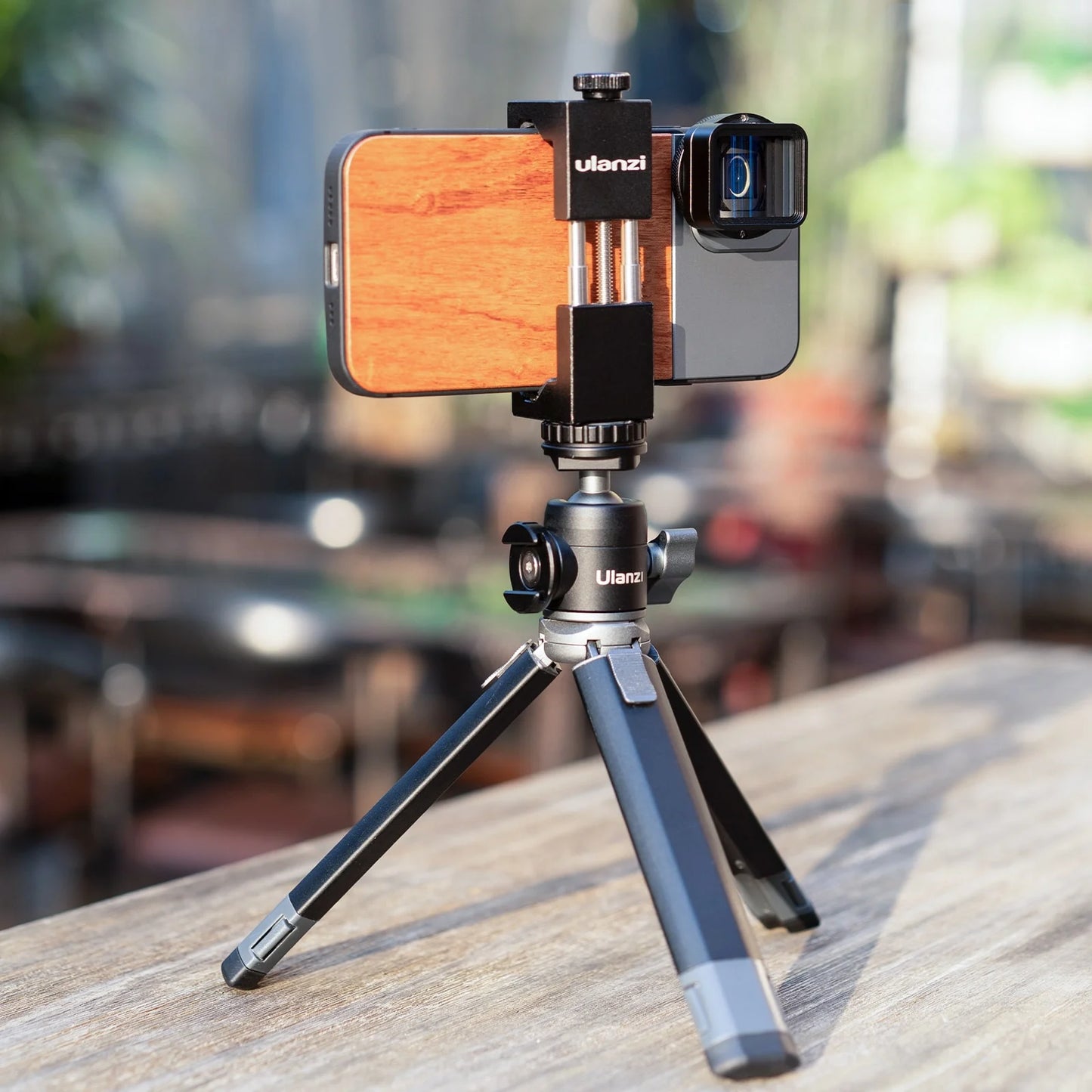 Ulanzi Anamorphic lens 1.55 XT for all smartphones