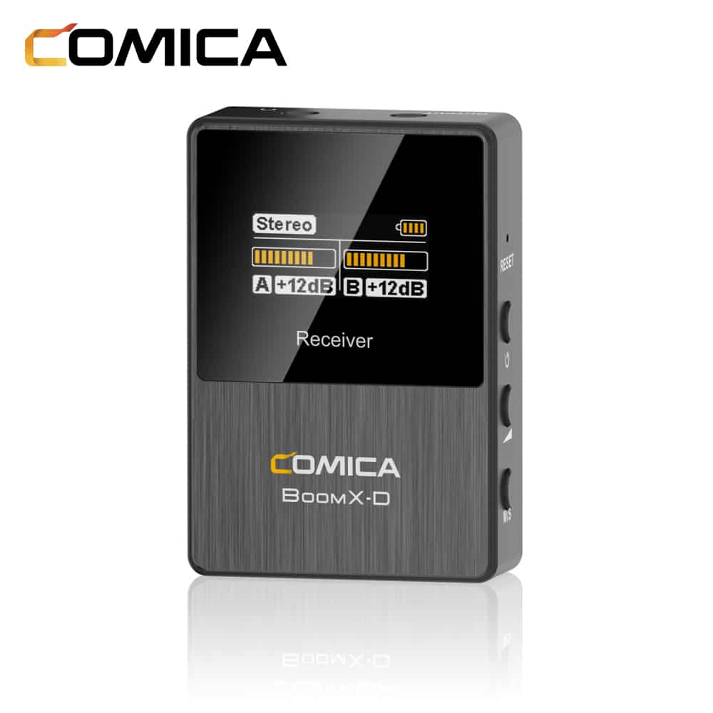 Comica BoomX-D D1 wireless microphone set with 1 transmitter and receiver for camera and smartphone