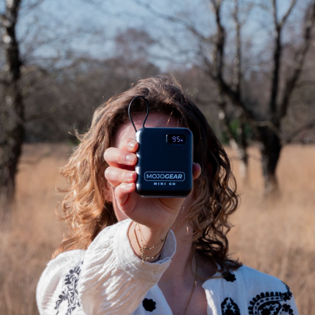 MOJOGEAR MINI GO 10.000 mAh powerbank met ingebouwde kabels - Zwart - Powerbanks