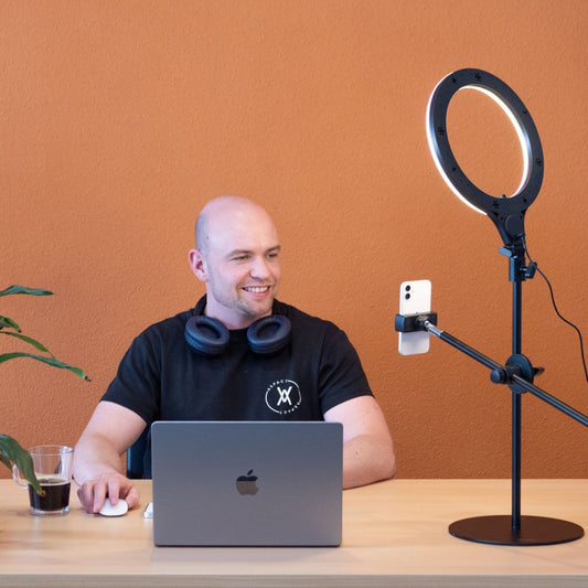 Overhead telefoonhouder met 10 Ringlight, UTEBIT 3 lichtkleuren 10 Helderheden Verstelbare Hoek Flexibele Arm,360 ° Draaibaar Overhead Statief voor telefoon, voor Tiktok YouTube Overhead telefoonhouder met 10 Ringlight, UTEBIT 3 lichtkleuren 10 Helderheden Verstelbare Hoek Flexibele Arm,360 ° Draaibaar Overhead Statief voor telefoon, voor Tiktok YouTube