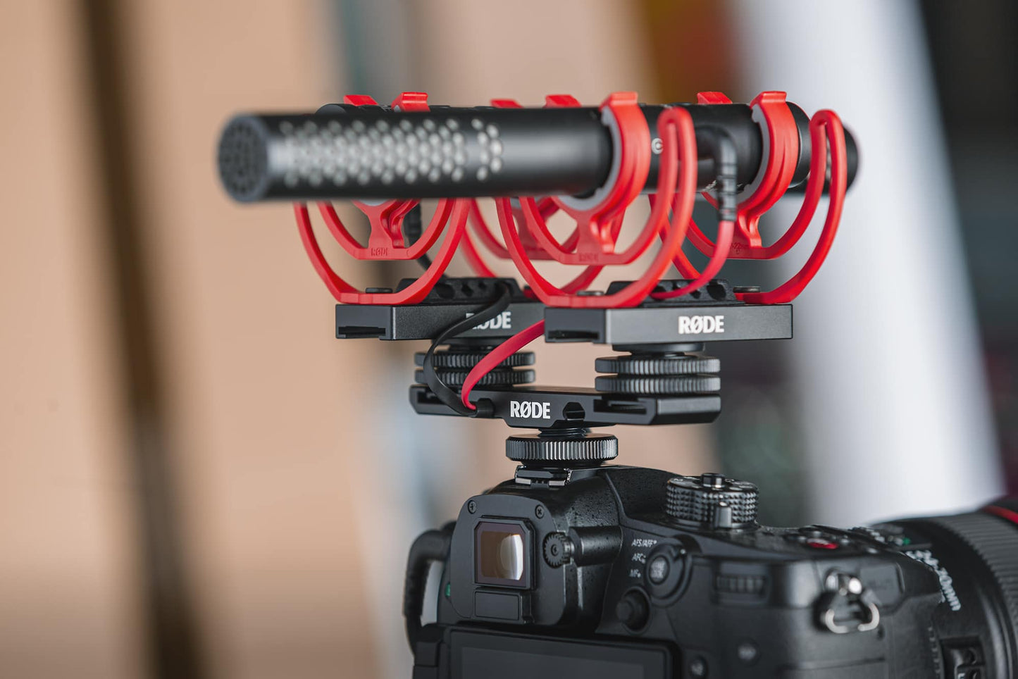 RØDE DCS-1 dual cold shoe mount