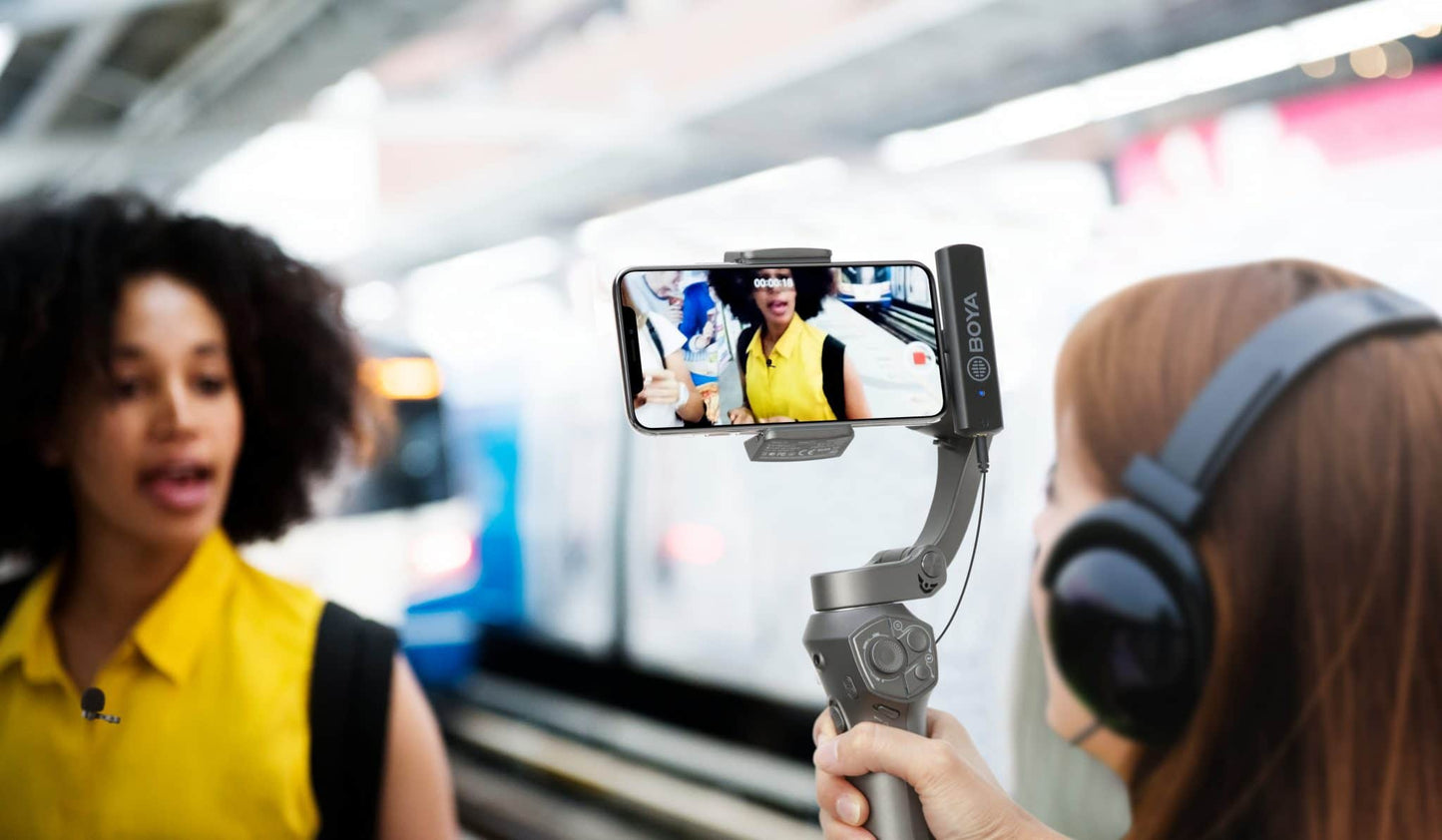 BOYA BY-WM4 Pro K4 draadloze microfoon-set met 2 zenders en Lightning-ontvanger voor iPhone