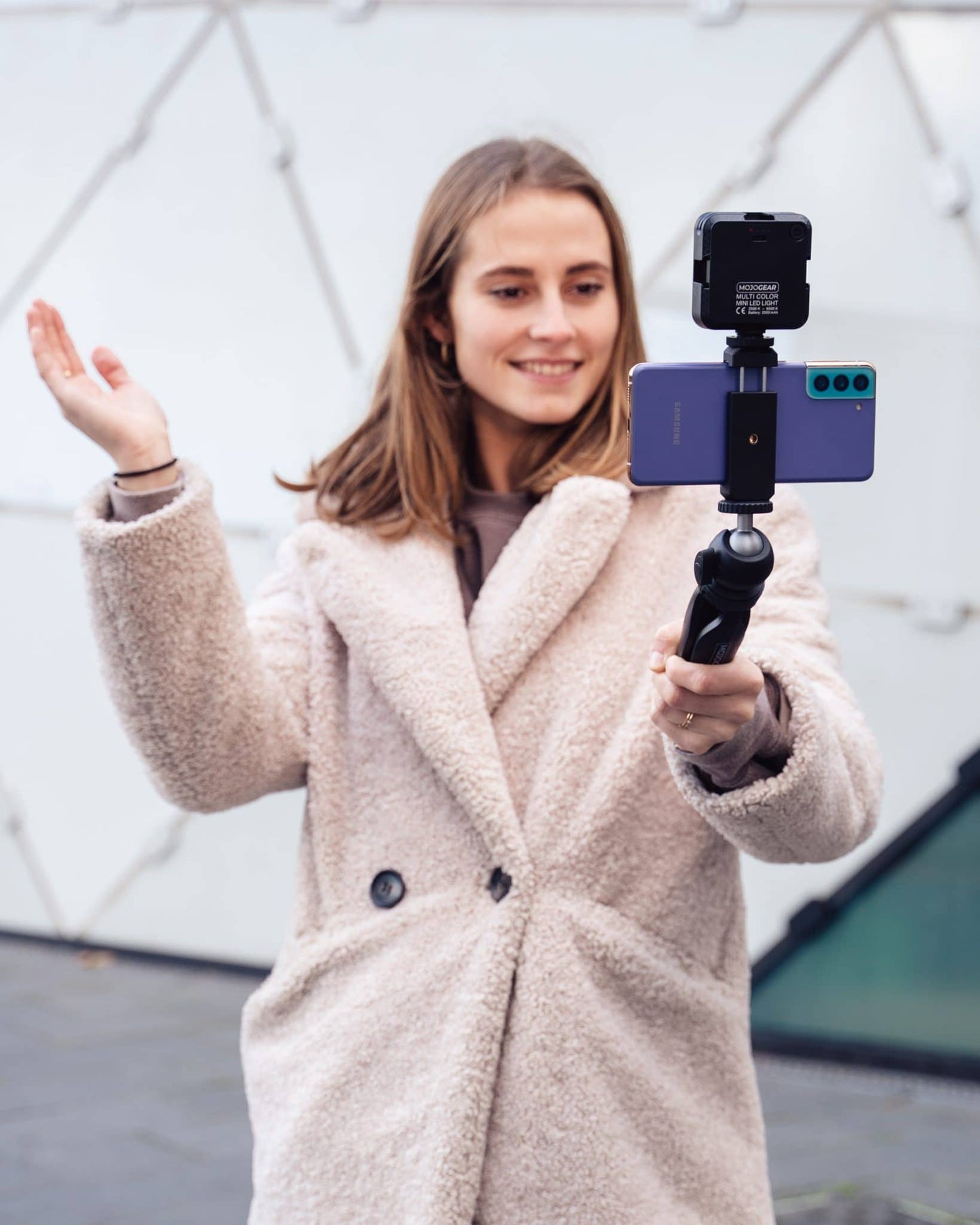 MOJOGEAR Vlog KIT: mini-statief, telefoonhouder & extra lange selfie stick - Ministatieven