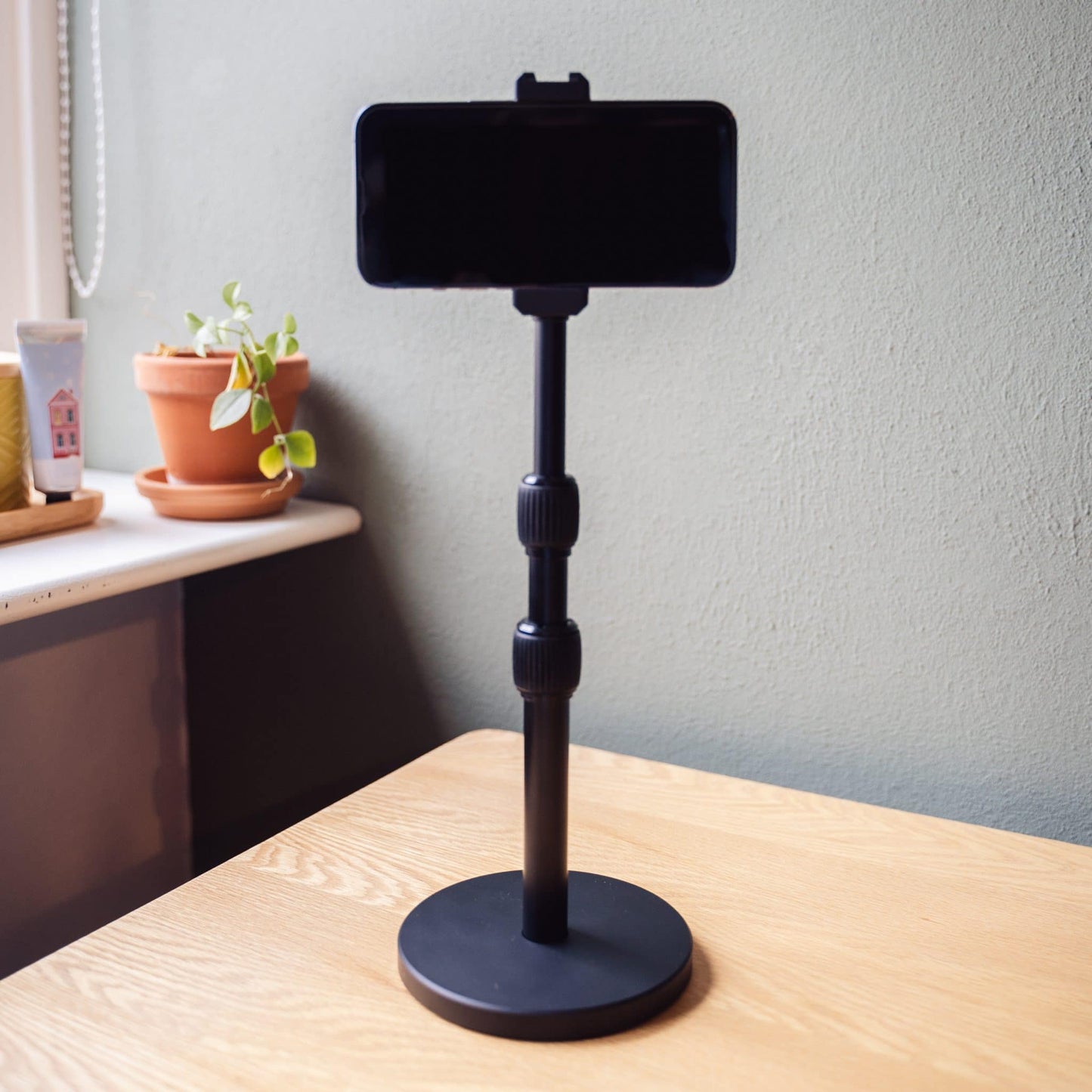 MOJOGEAR DS2 Microphone Table Stand Extendable