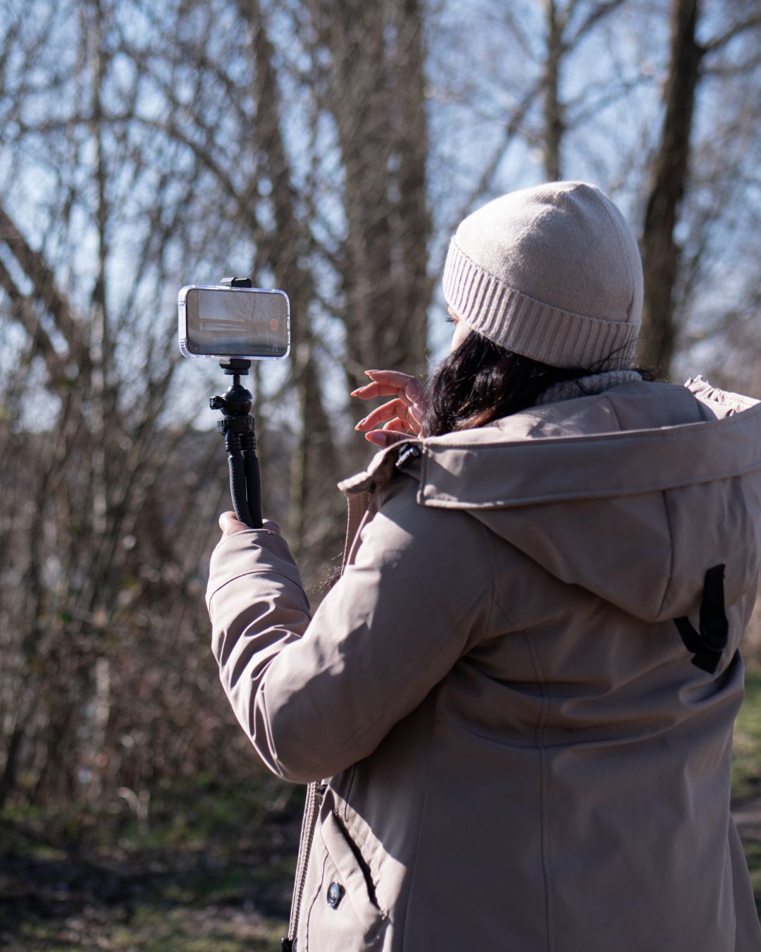 Flexible tripod with extra sturdy legs SET: includes phone holder, bluetooth remote shutter, GoPro mount adapter storage bag